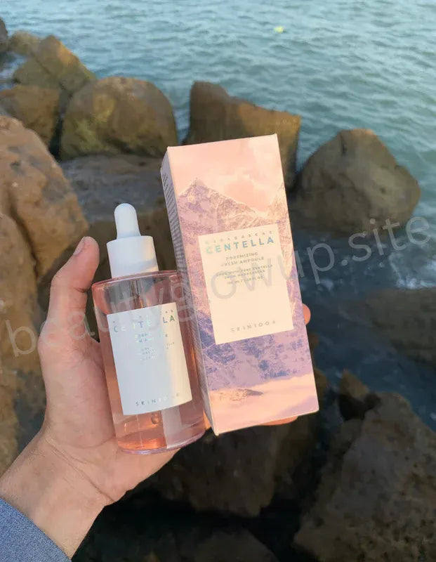 SKIN1004 Madagascar Centella Pore Minimizing Fresh Ampoule seaside background