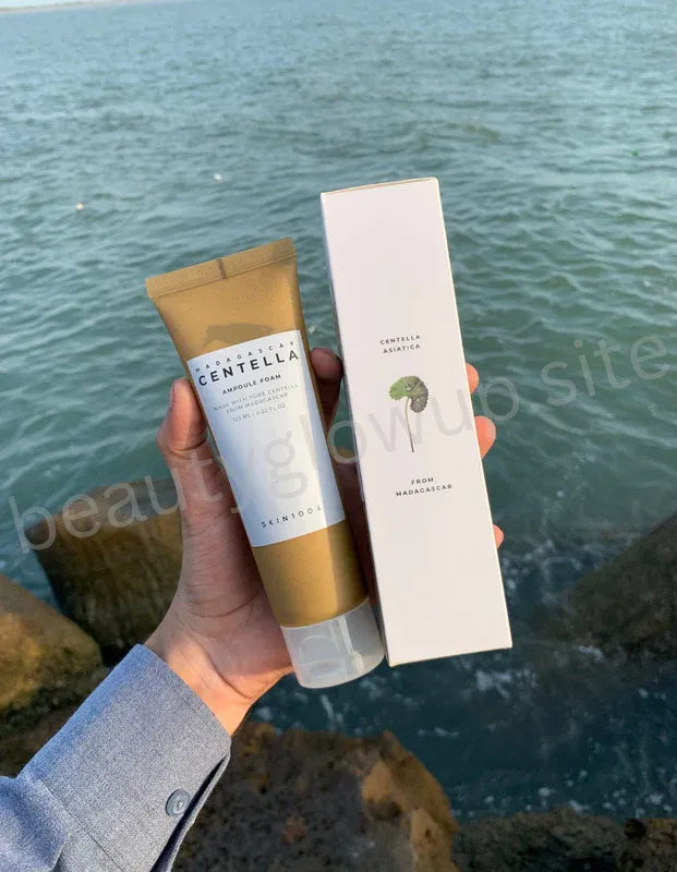 SKIN1004 Madagascar Centella Ampoule Foam gentle cleanser for sensitive skin 125ml